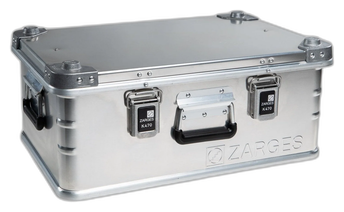 ZARGES PistolPak Case, closed, front view with two latches and a center carry handle