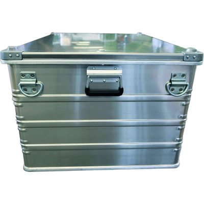 ZARGES galvanized steel lifting gear (40744) on a K470 case, transparent cutout